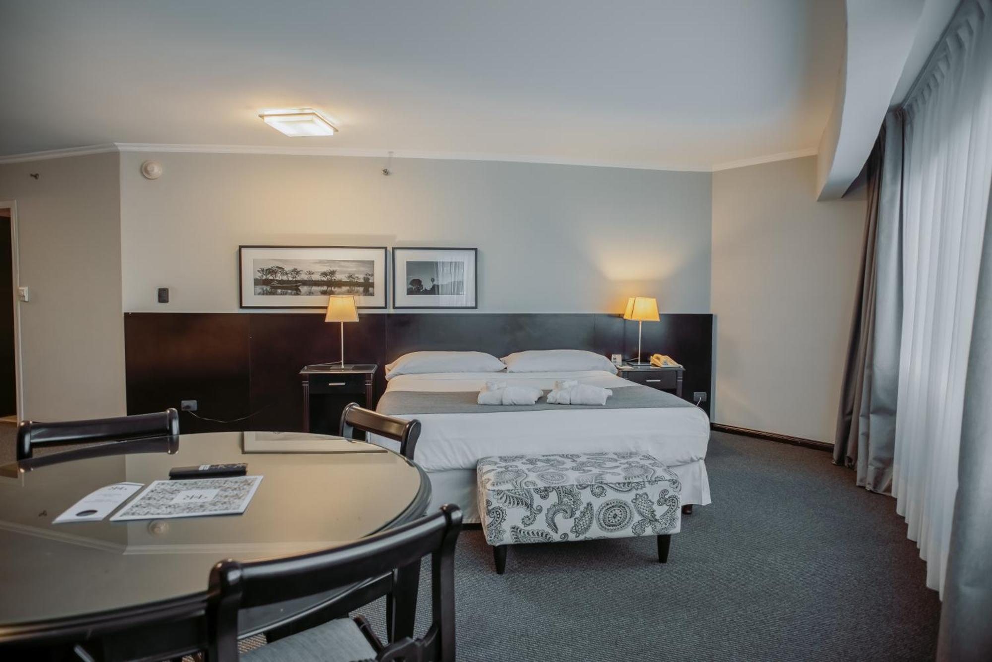 Plaza Real Suites Hotel ロサリオ エクステリア 写真
