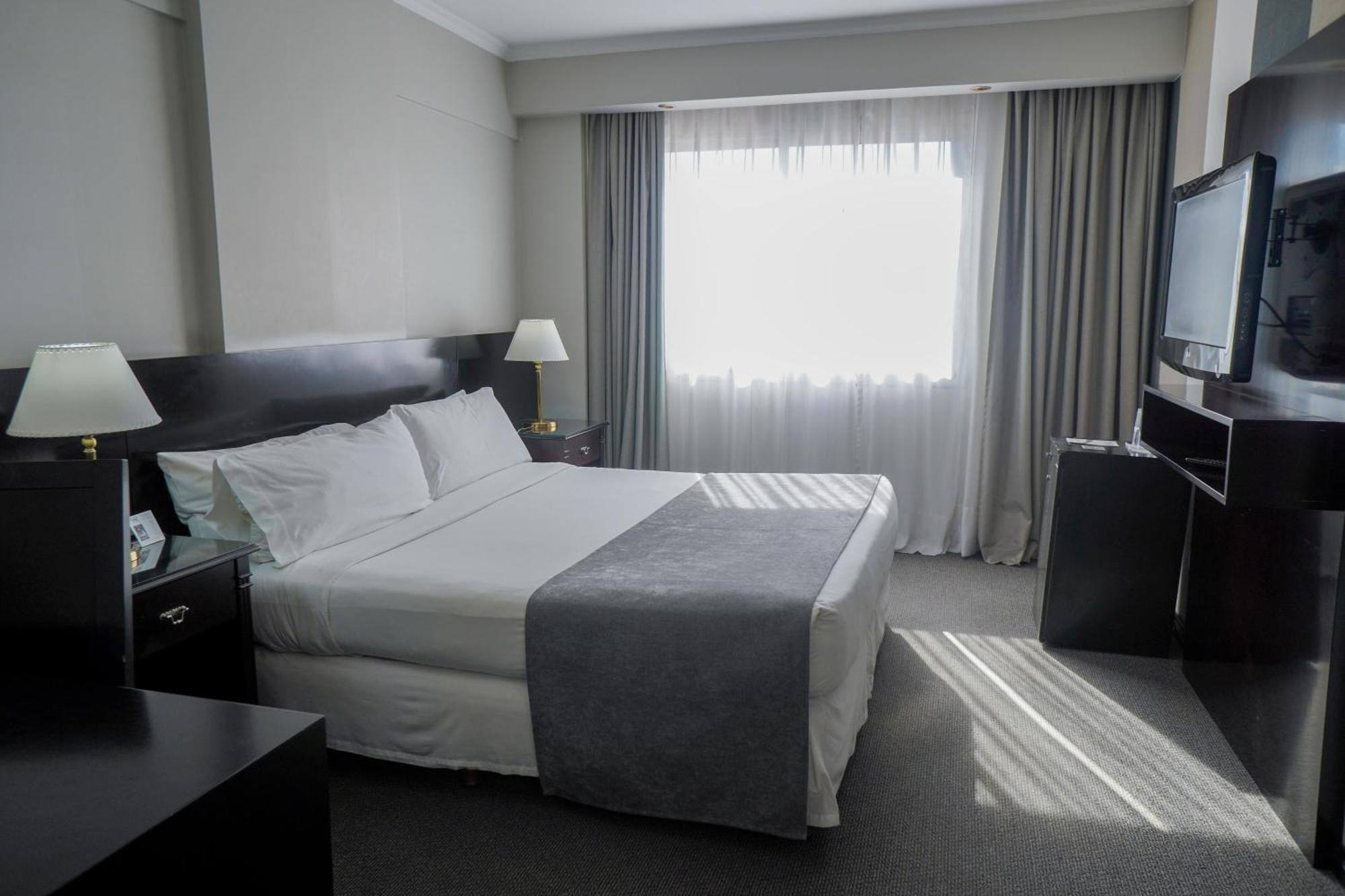 Plaza Real Suites Hotel ロサリオ エクステリア 写真