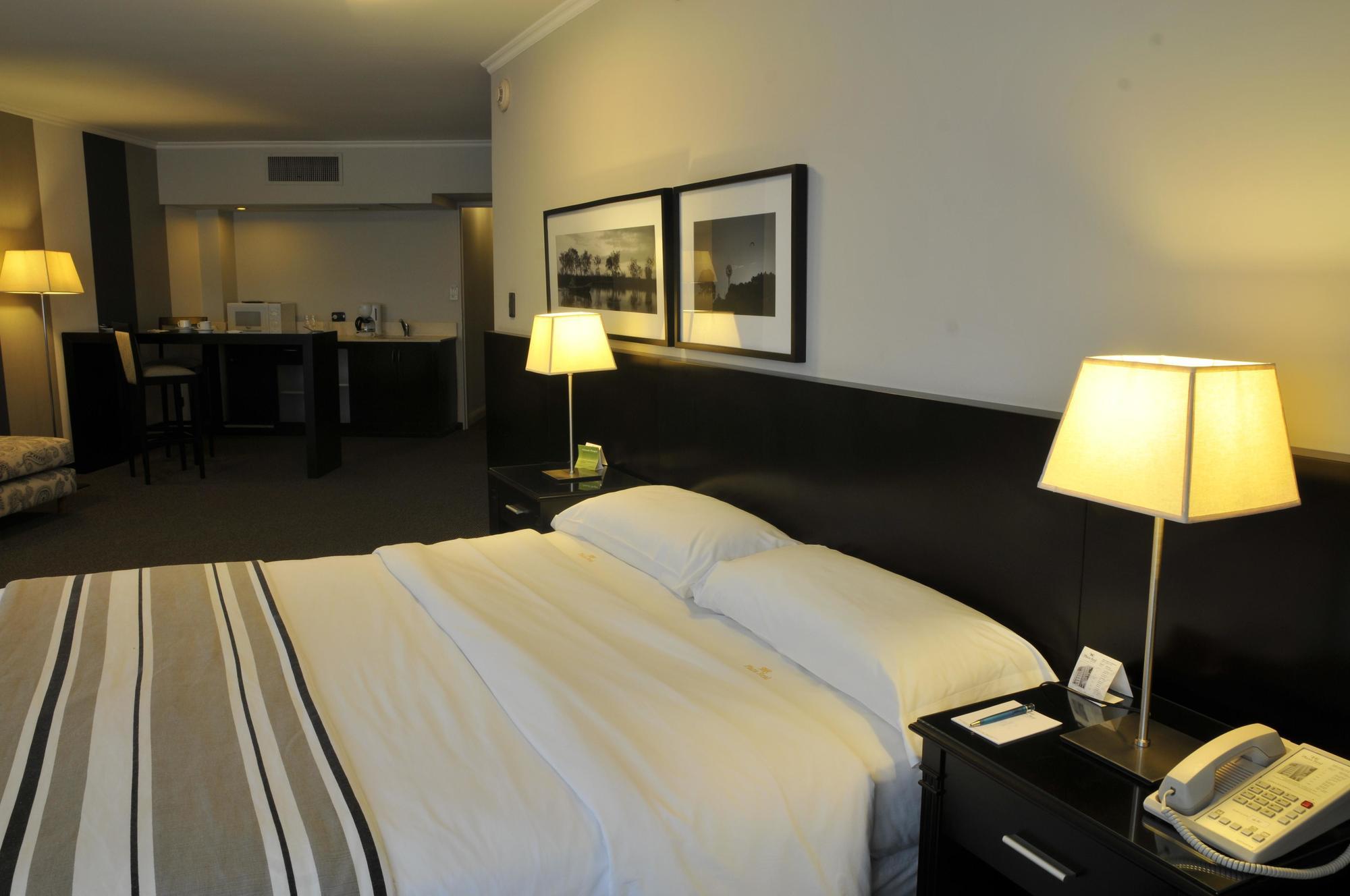 Plaza Real Suites Hotel ロサリオ エクステリア 写真